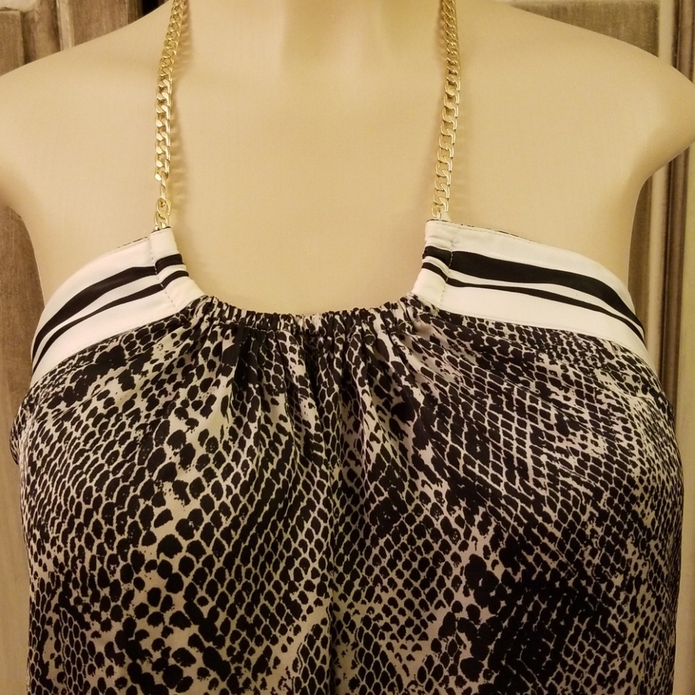 Express halter top - Picture 3 of 8